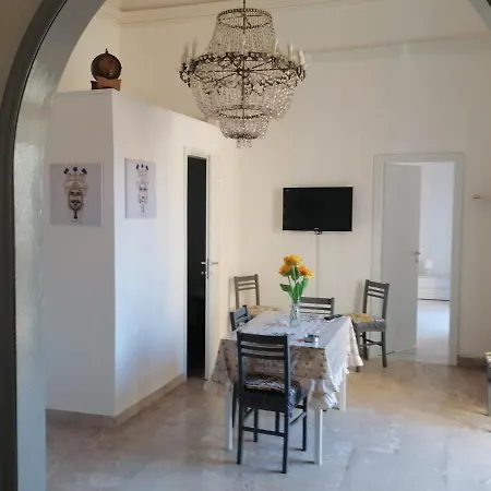 John Mary House Apartment *