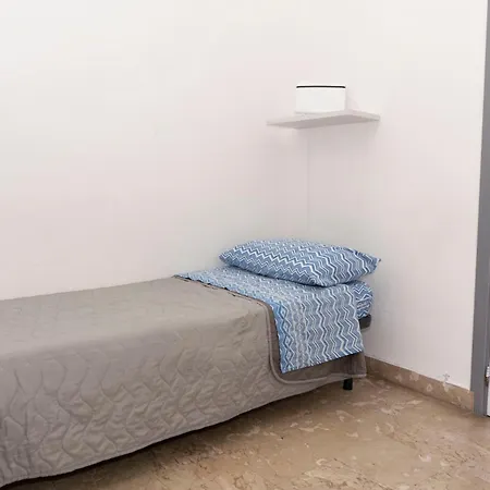 John Mary House Apartmán