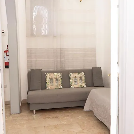 Apartmán John Mary House Katánie