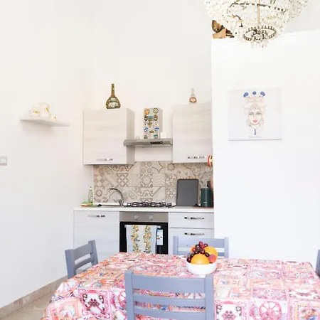 John Mary House * Catania