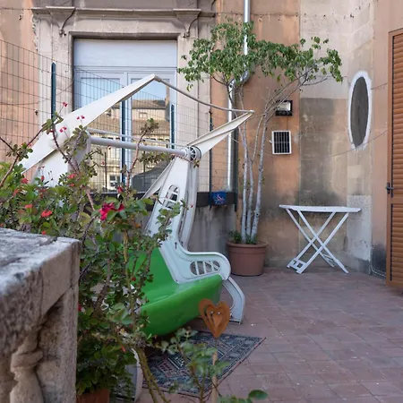 John Mary House Apartmán