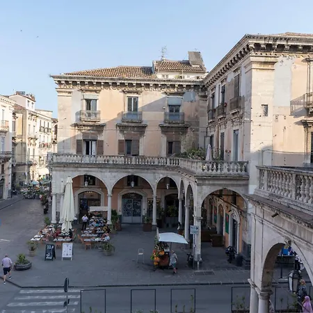 John Mary House Apartmán Katánie