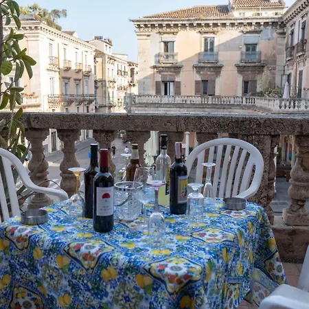 John Mary House Apartmán Katánie